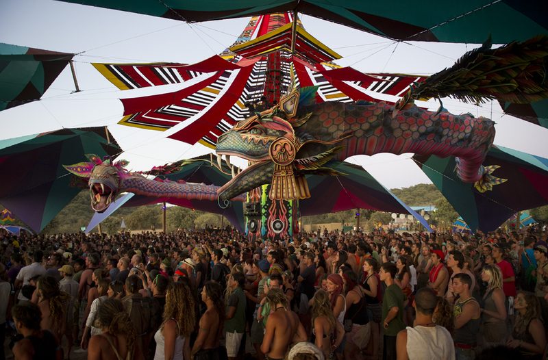 Crowd dancing at Boom's Dance Temple, 2012